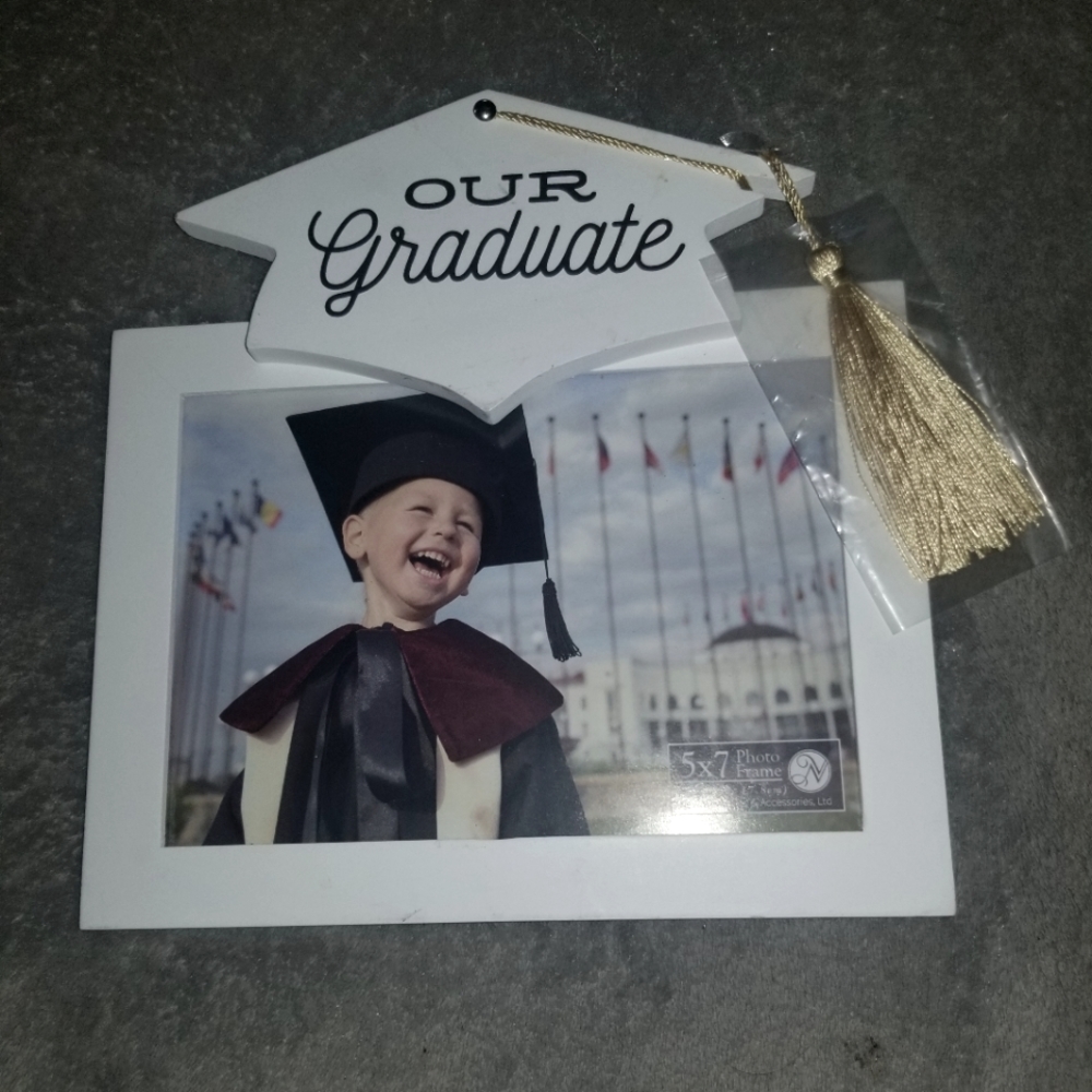 Graduate picture frame